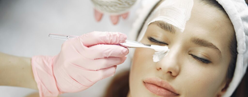 Sacá tu turno para Dermatología y Estética en Devoto o Recoleta